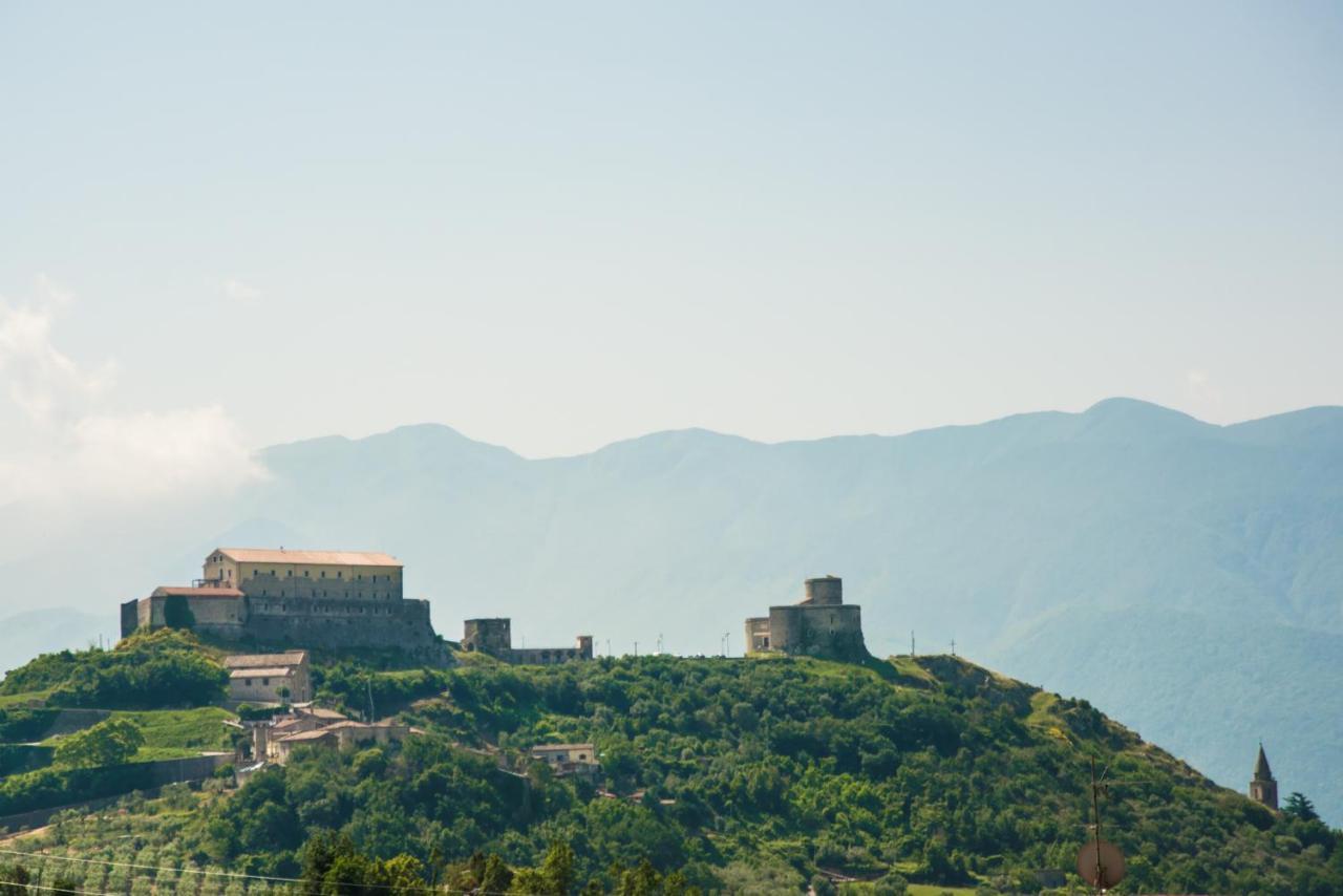 Casa Vacanza Dal Cavaliere Монтесаркьо Экстерьер фото